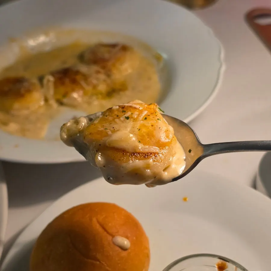 Close-up of oil-based hot shrimp garlic pasta