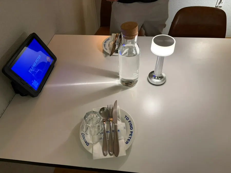 Table seating with a mood lamp