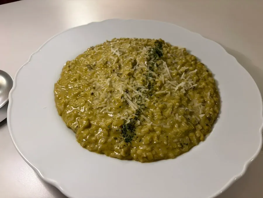 Wasabi mayo sauce served alongside the risotto