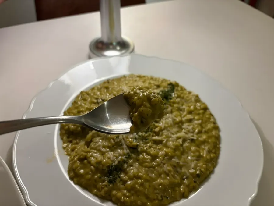 A spoonful of abalone intestine cream risotto