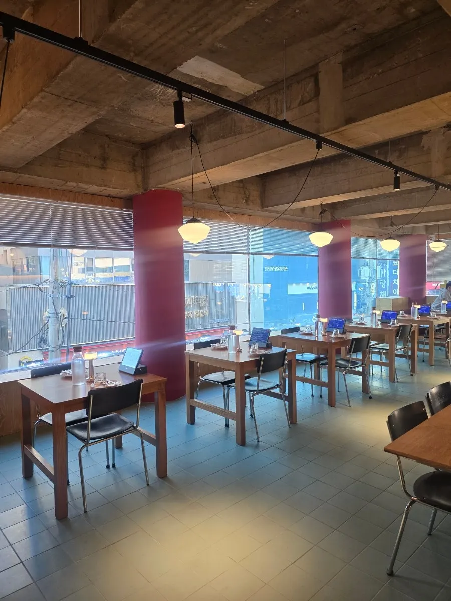 Seating area with a modern atmosphere