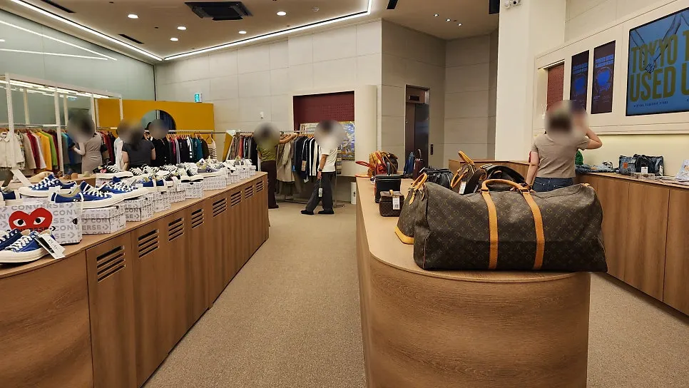 Men's clothing and luxury corner on the first floor of TOKYO USED