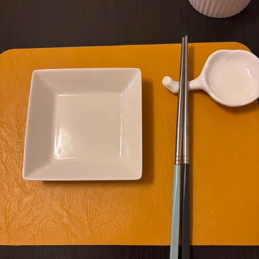 토모 기본 식기와 간장종지 세팅