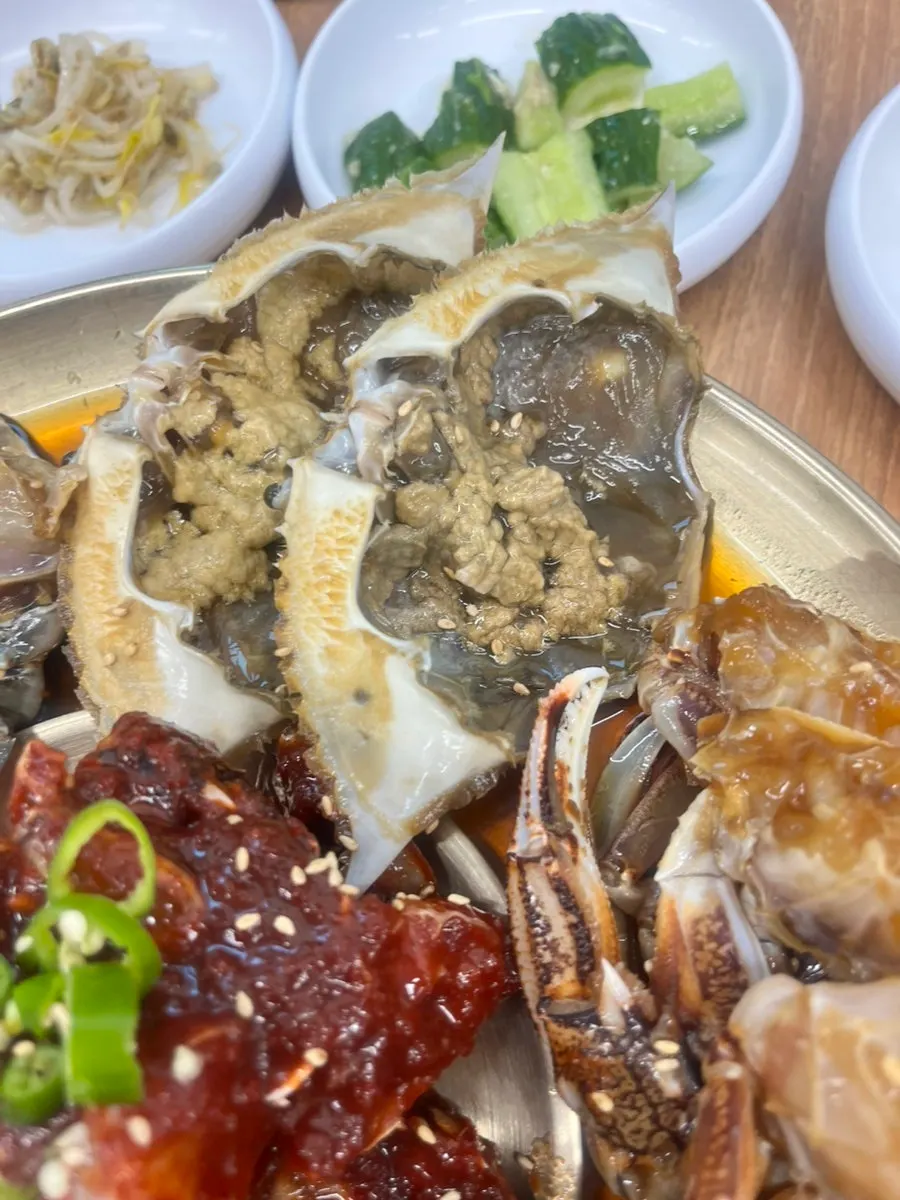 Assorted jang plate including quail eggs