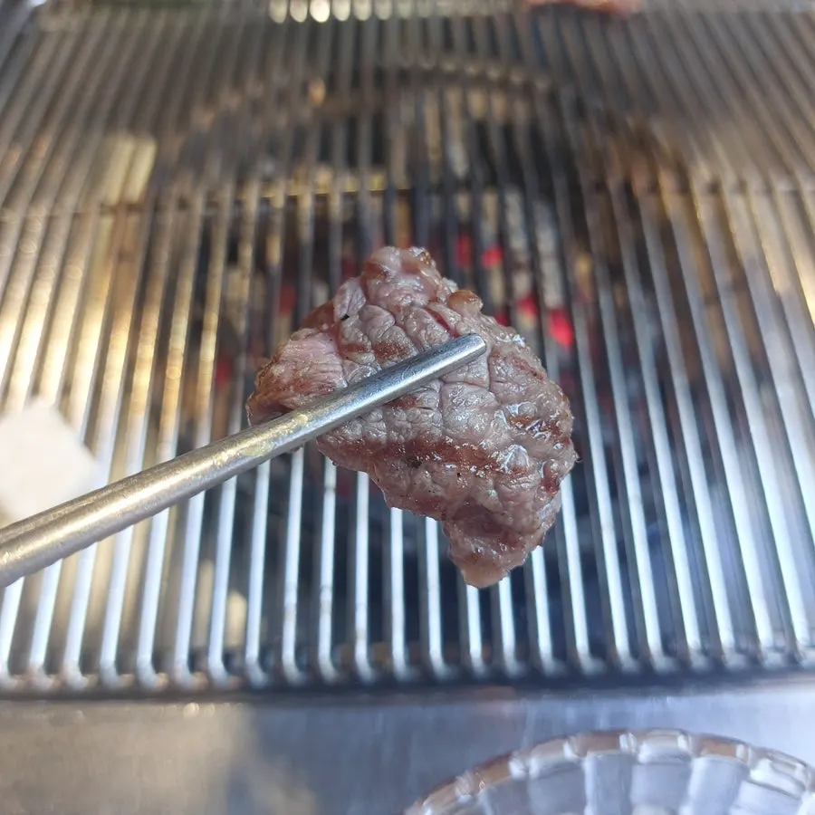 Chadol yangji (sliced brisket) on the grill