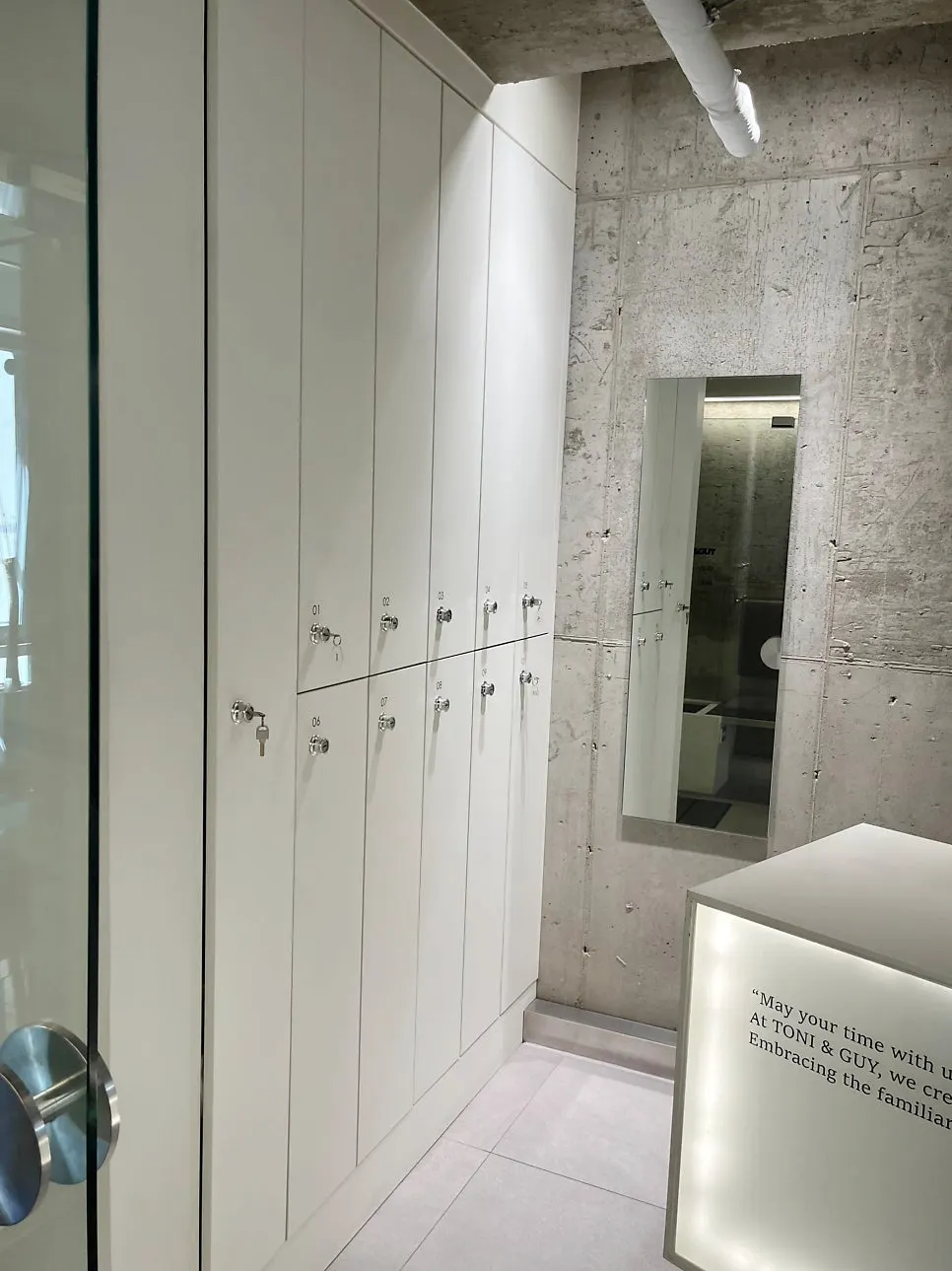 Interior treatment area of Toni&Guy Seongsu