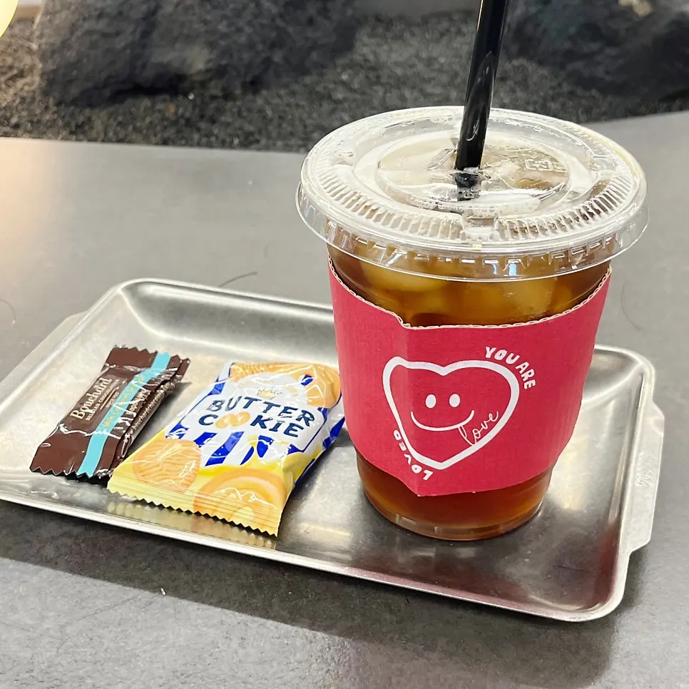 Drink and cookies provided during the treatment