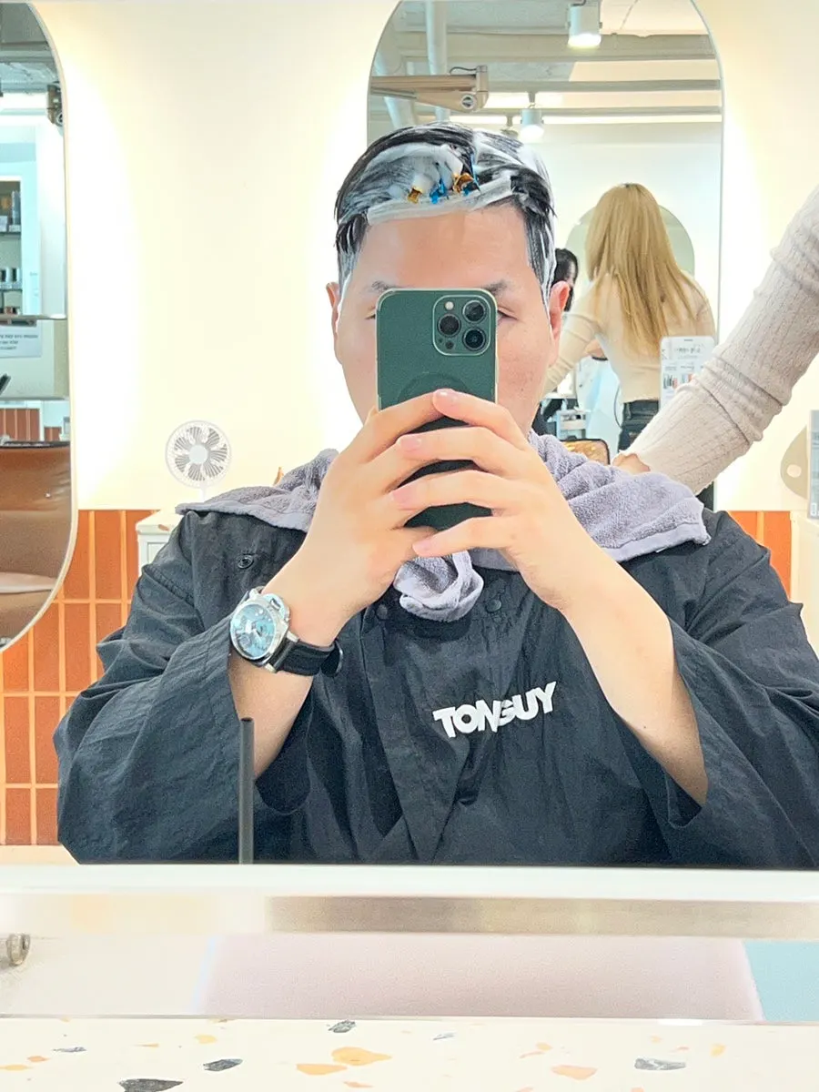다운펌약 도포 후 열기구 사용 중