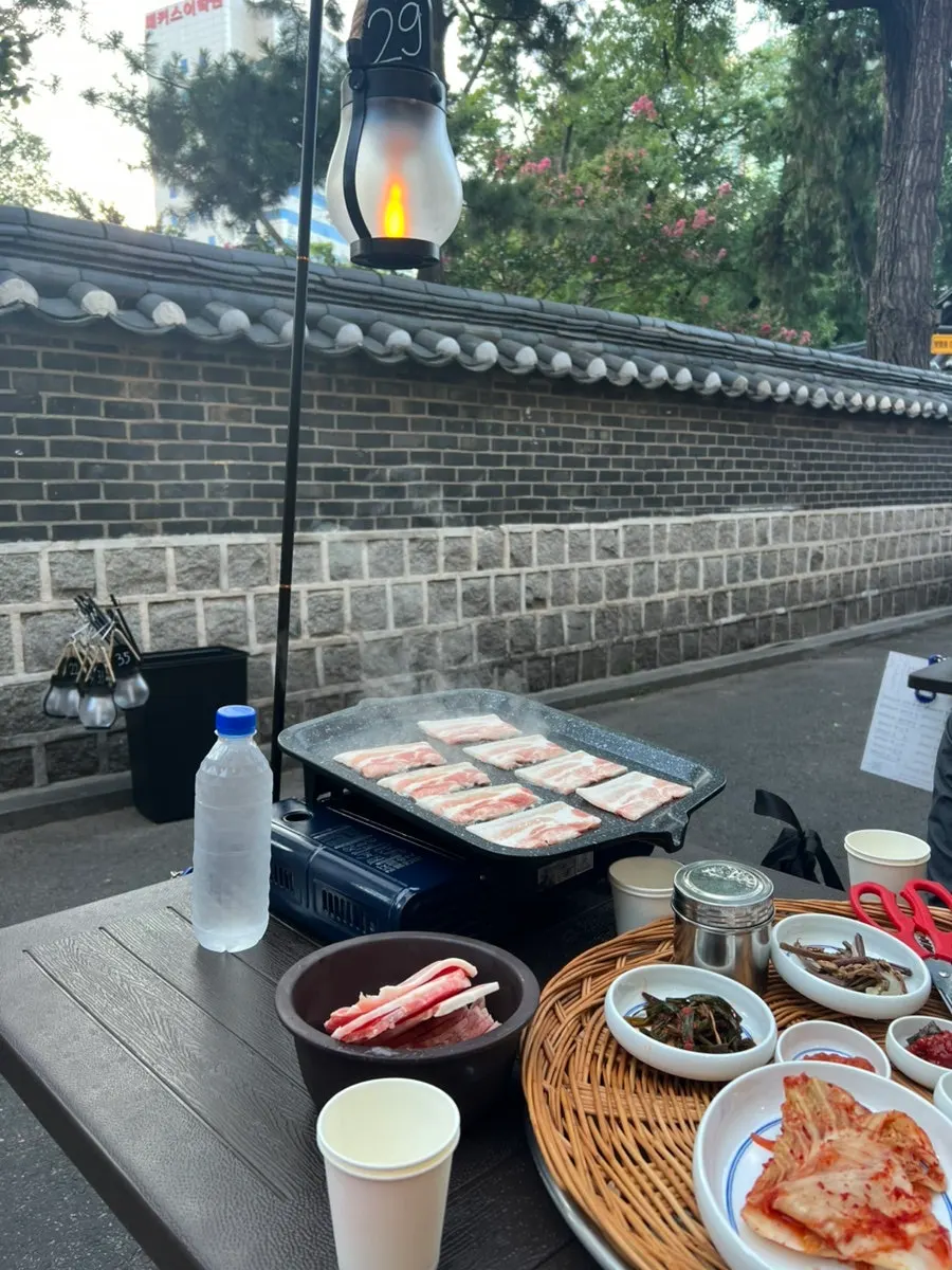 Quick-frozen pork belly on the grill