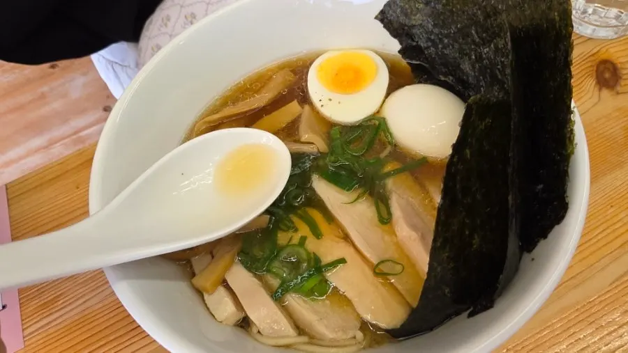 Mazesoba drizzled with kelp vinegar