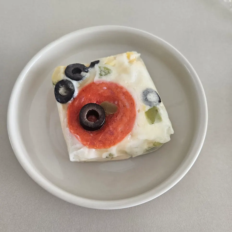 토마토 소스가 들어간 떡마마 피자설기