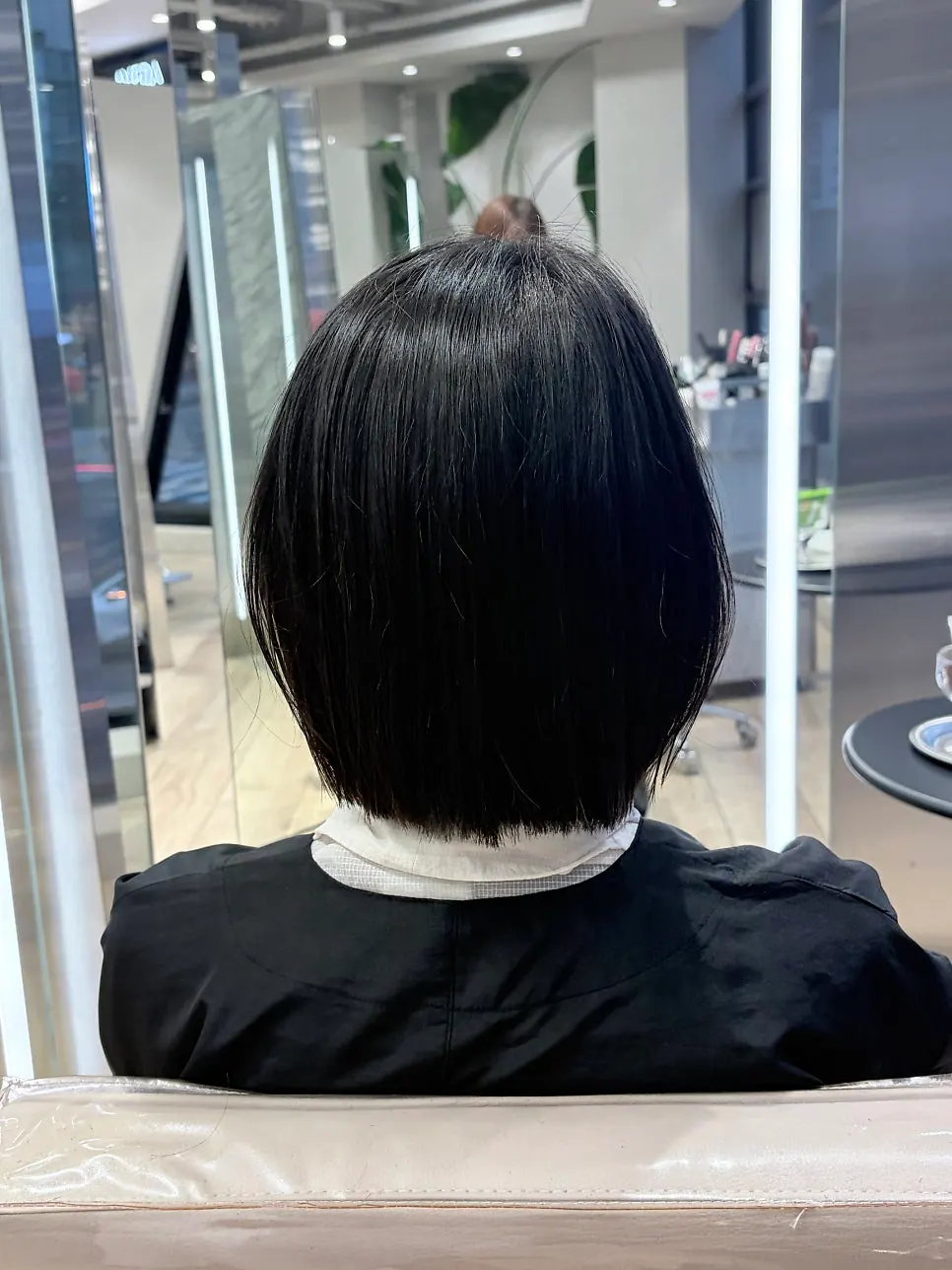 Back view of the finished, styled tassel cut