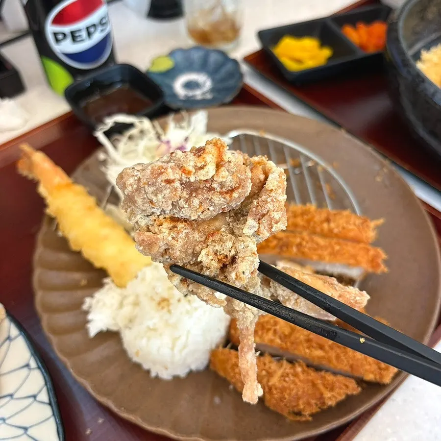 大塊配菜炸雞