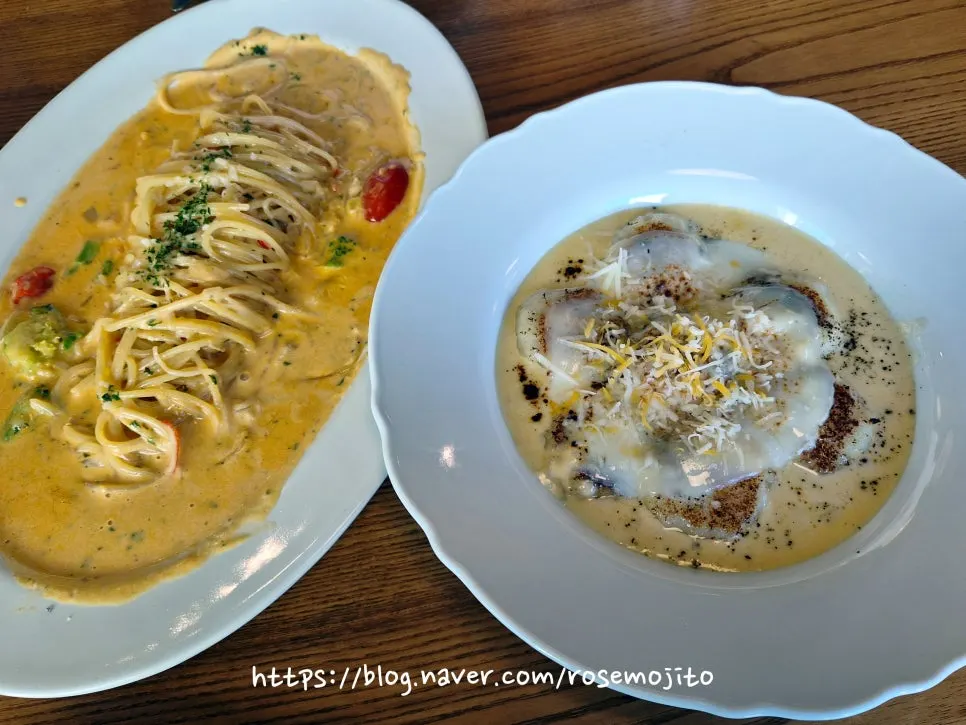 Pasta and gnocchi placed together on the table