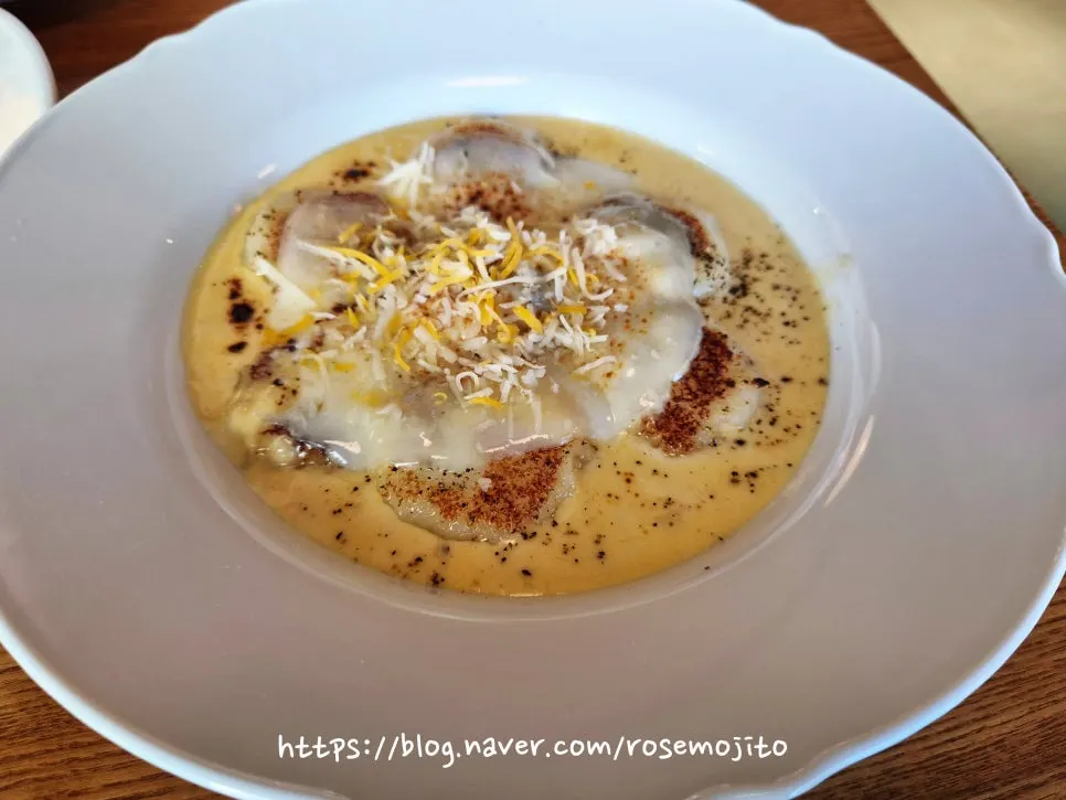 A plate of Two Find Peter's quattro cheese gnocchi