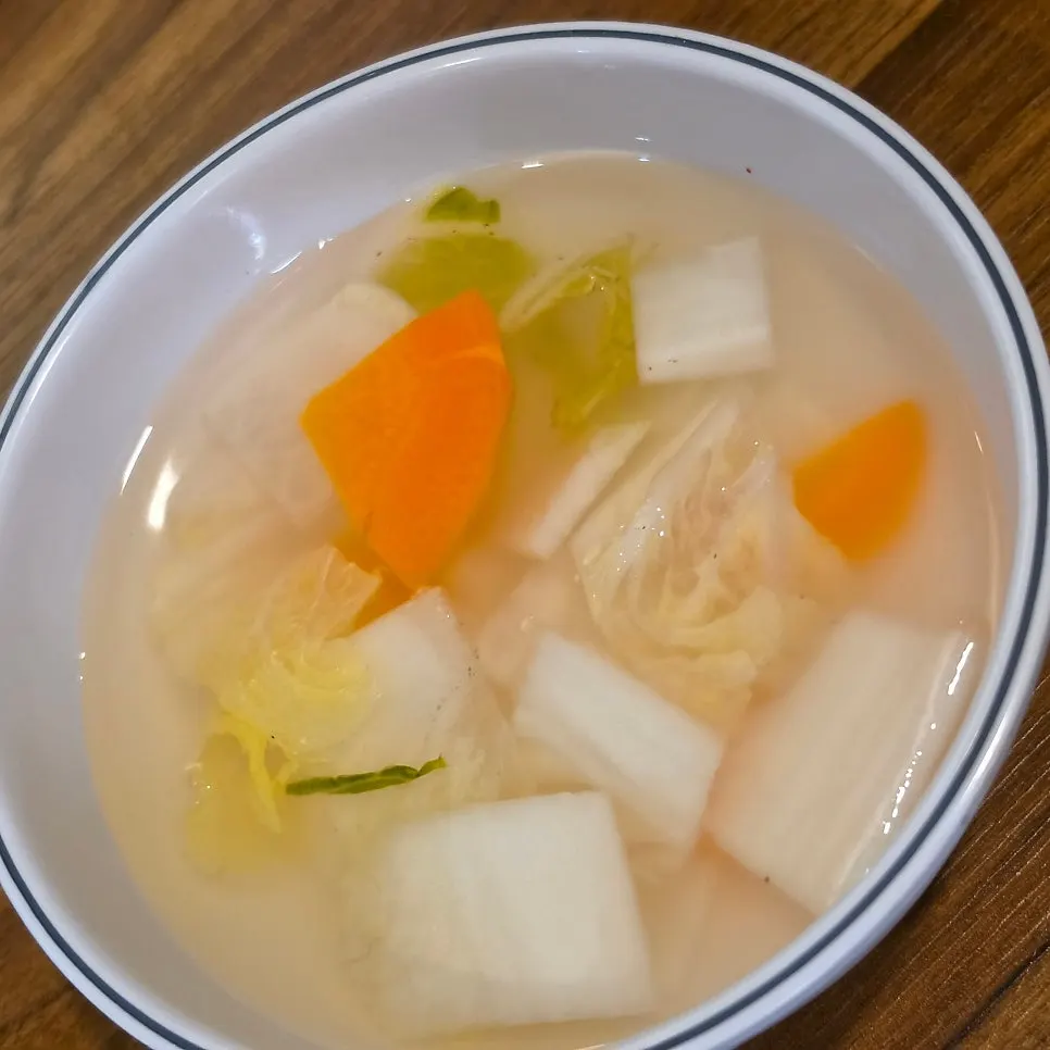 시원한 동치미 한 그릇