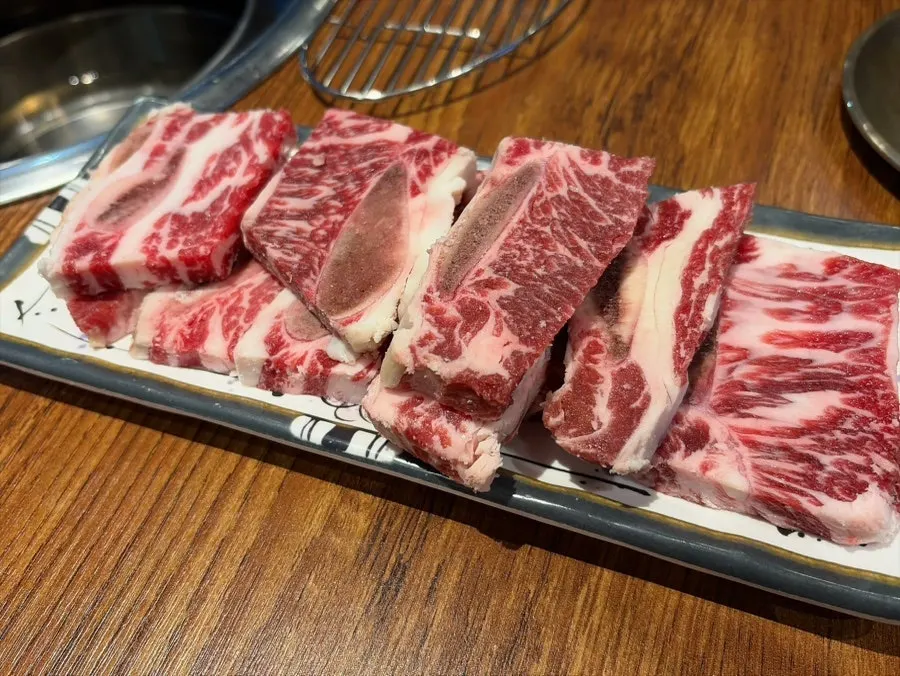 Ubokgeum beef fresh ribs, 500g, stacked like bricks