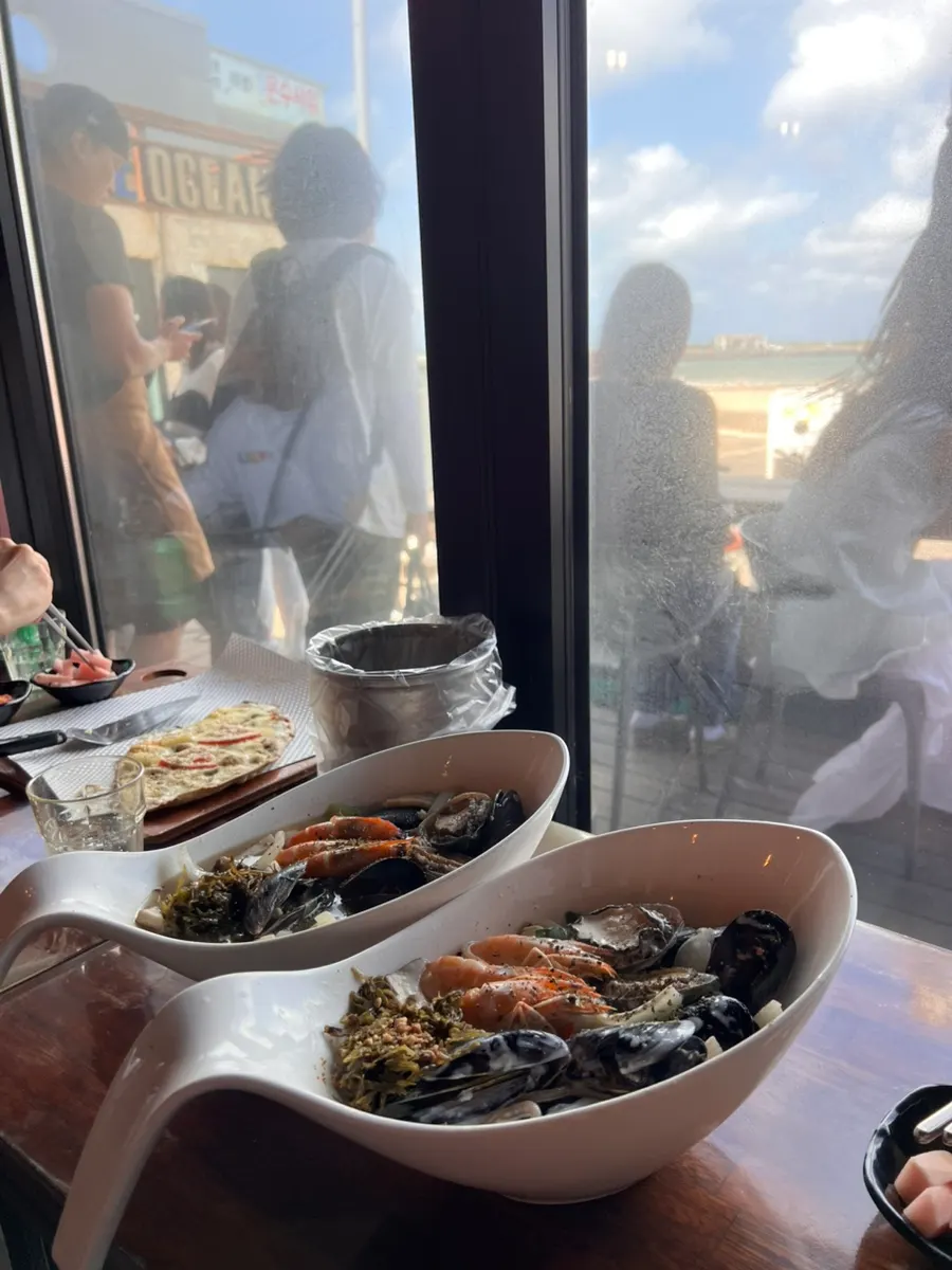 Table at Seomsonai with the Udo sea in the background
