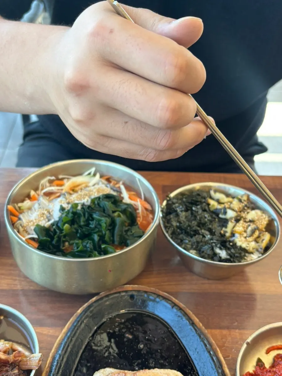 Gochujang-based abalone mul-hoe