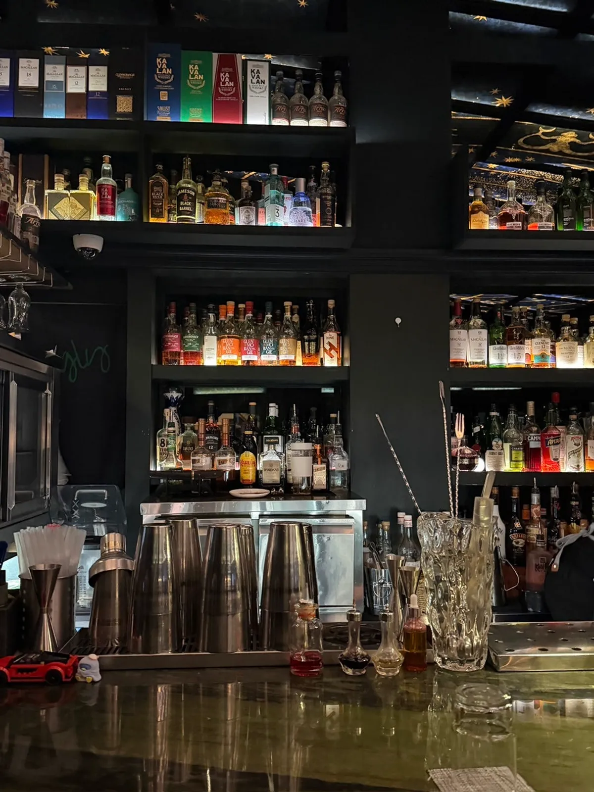 Main image of Ugly, a cocktail bar near Gangnam Station