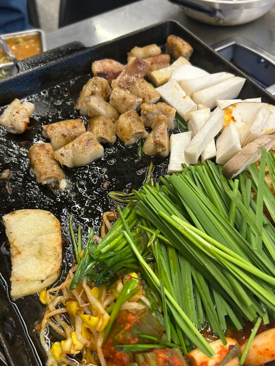 콜라와 사이다로 만든 야매 소맥 한 잔