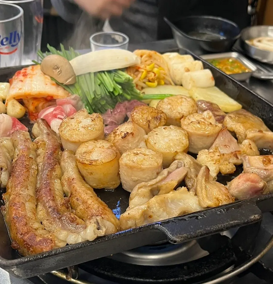 Glossy grilled gopchang at Uhwa Gopchang