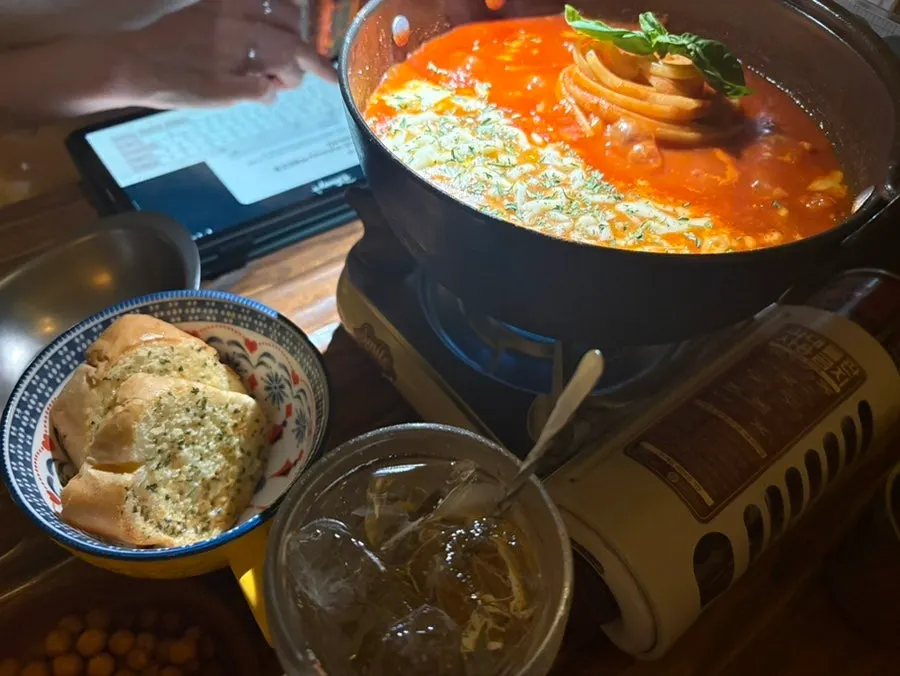 토메이로 안에 들어간 링귀네면