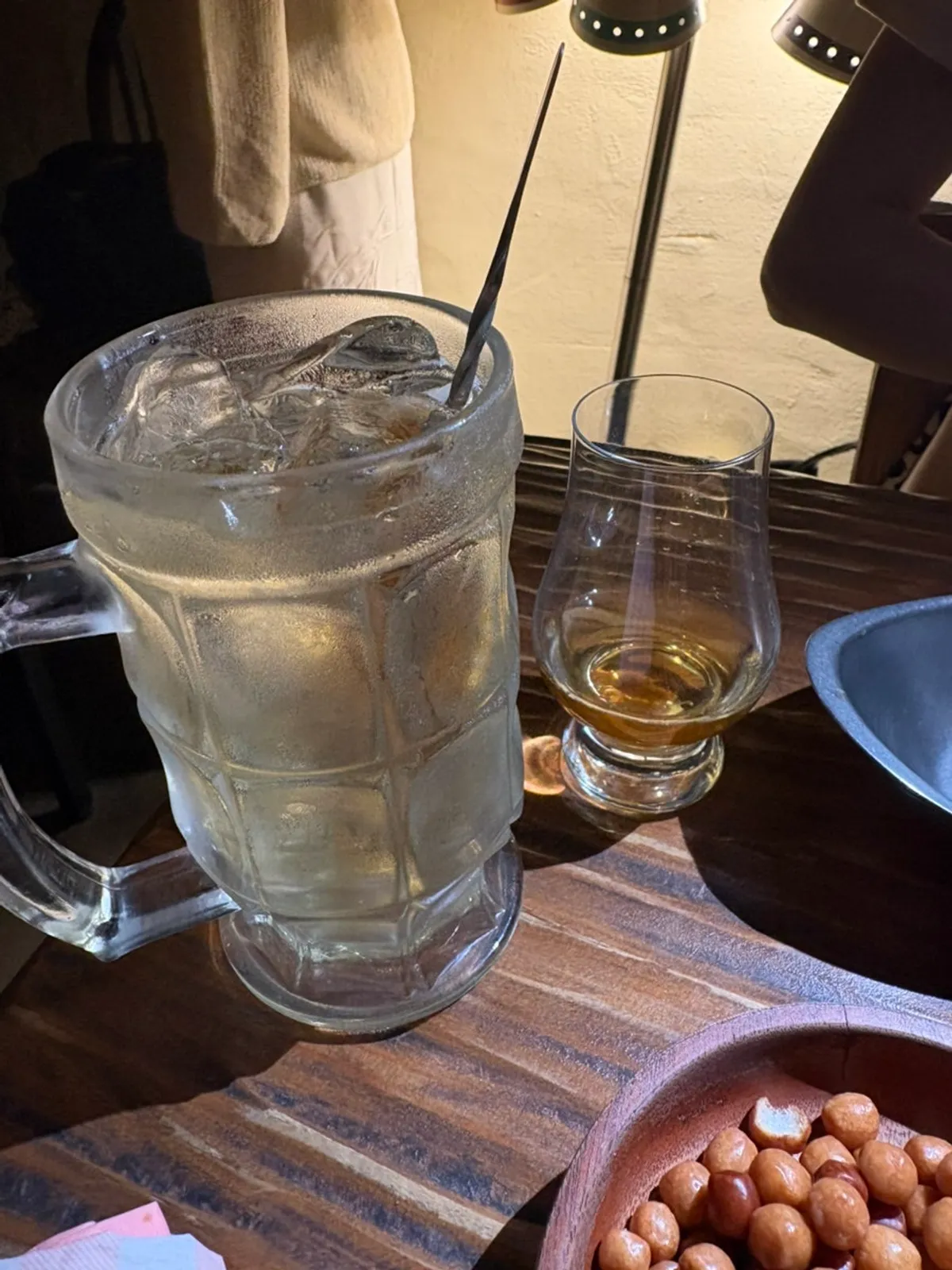 토메이로와 함께한 진저하이볼 한 잔