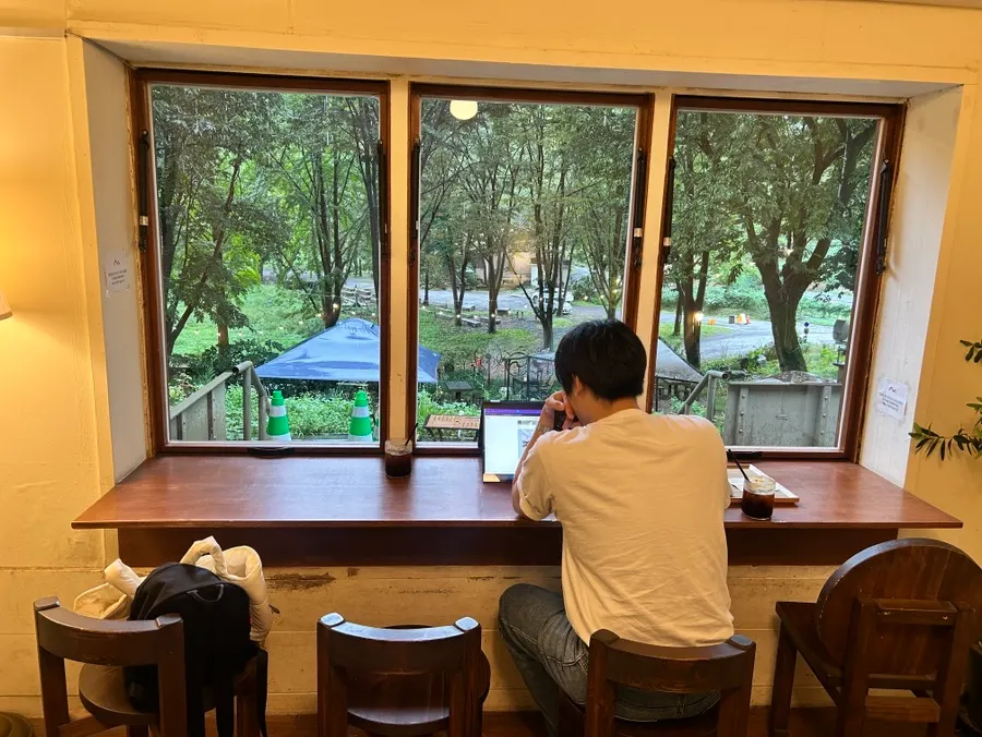 A café space that is good for lingering