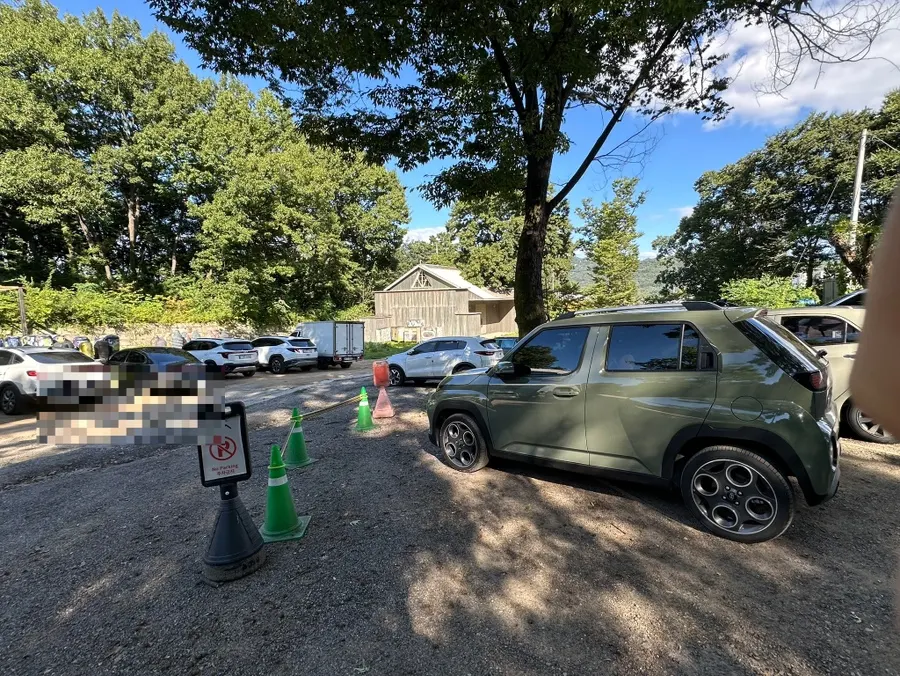 Exterior view of Forerest café located in the forest