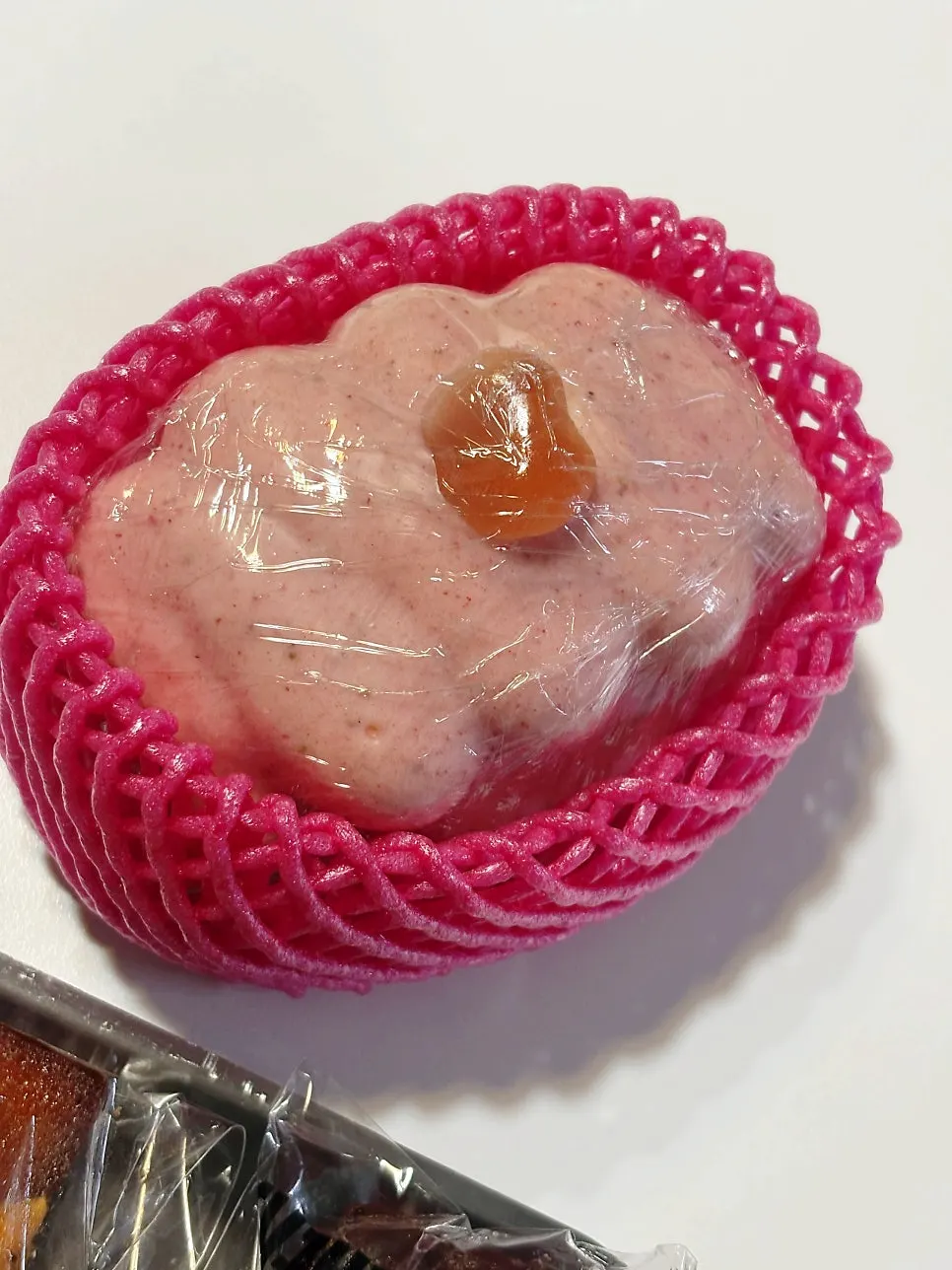Packaged dessert box and bag