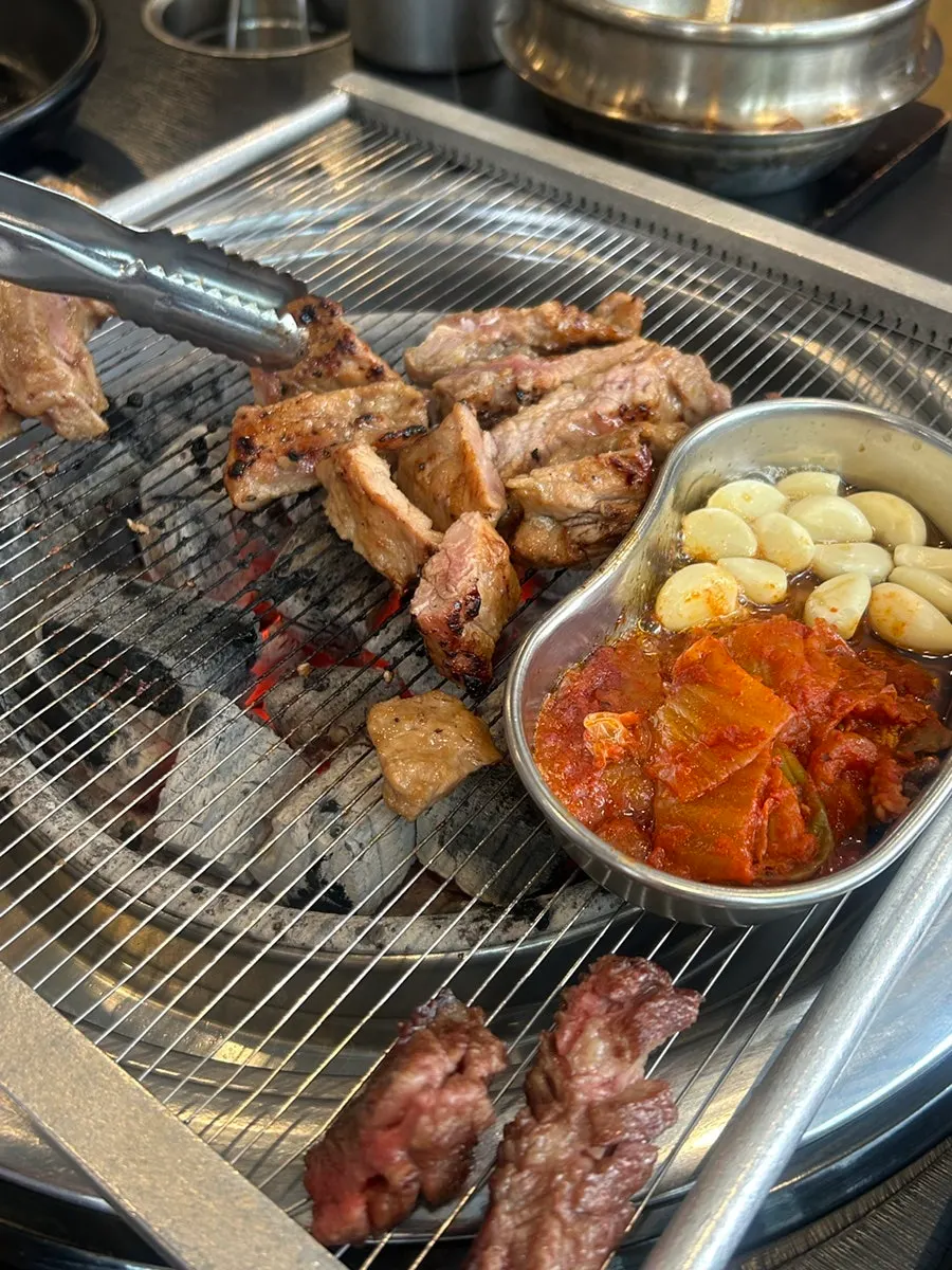 Plate of Manpo Galbi's 250g handmade marinated galbi