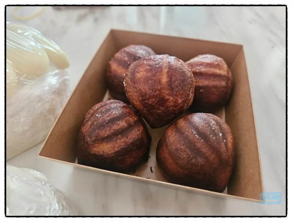 Blueberry Wakppu Salt Bread