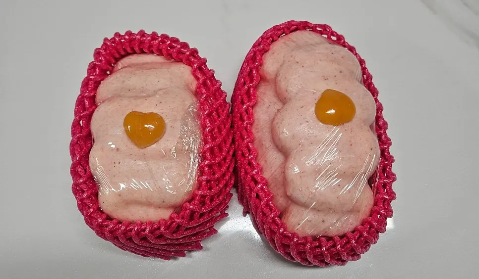 Cross-section of the real peach yogurt wakppu salt bread