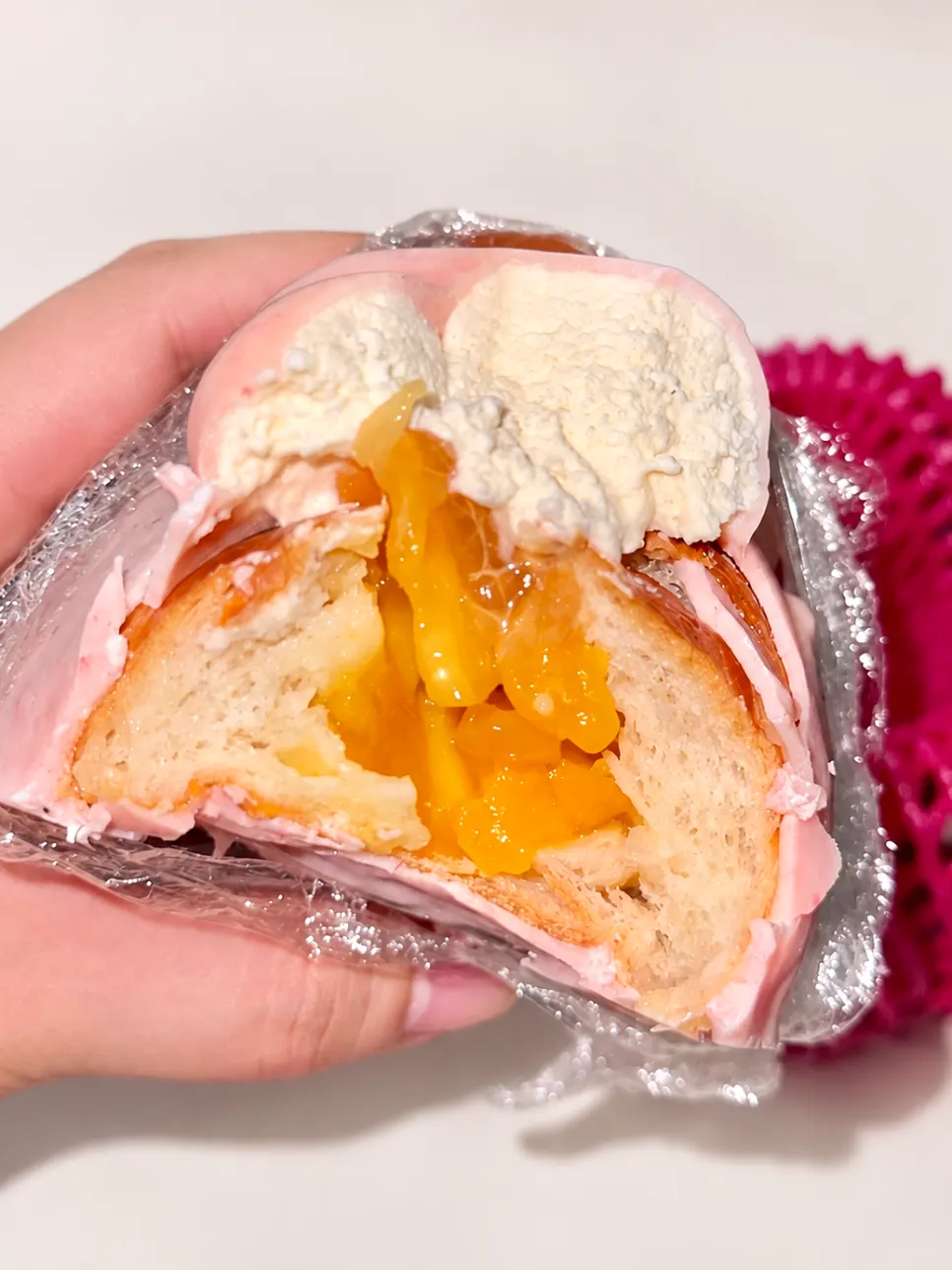 생복숭아요거트 왁뿌소금빵 맛 표현 맥락