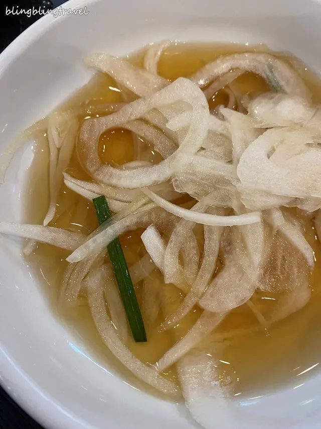 與肉一起上桌的基本菜色