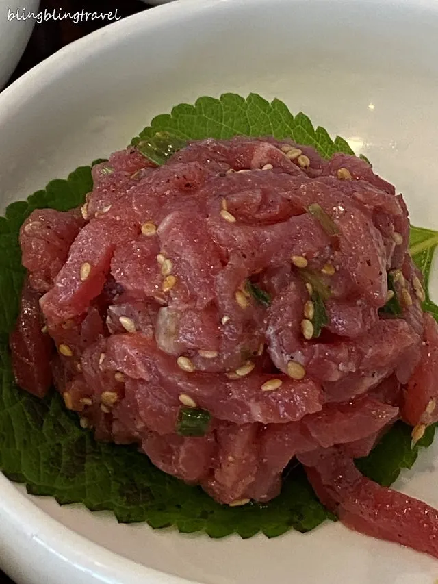 基本菜色附上的生牛肉