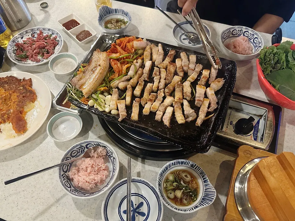 Generous final spread at Cheonpo Hoegwan Uijeongbu Main Branch