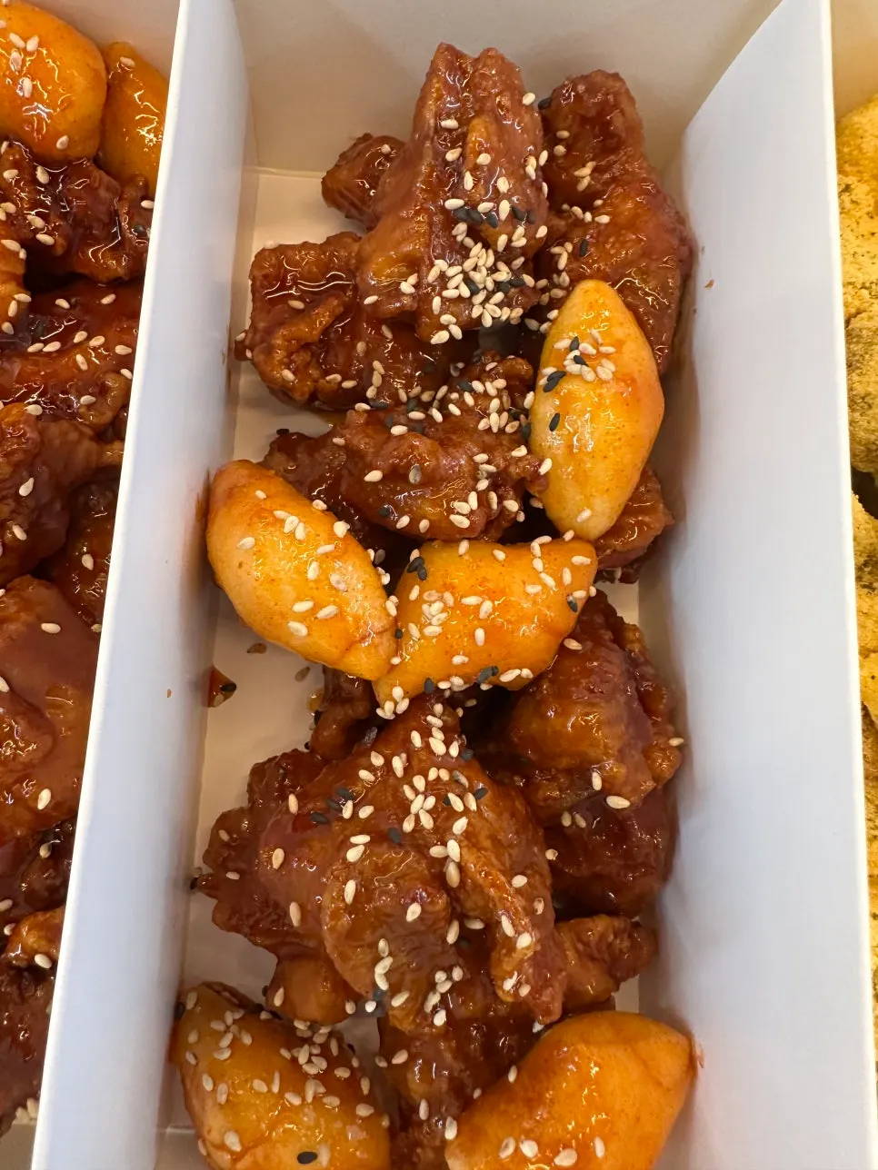 Cheese-flavored dakgangjeong