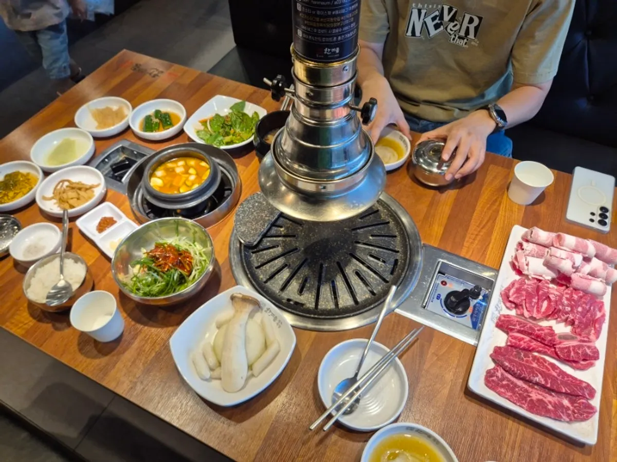 Mushrooms and rice cake served alongside the whole beef