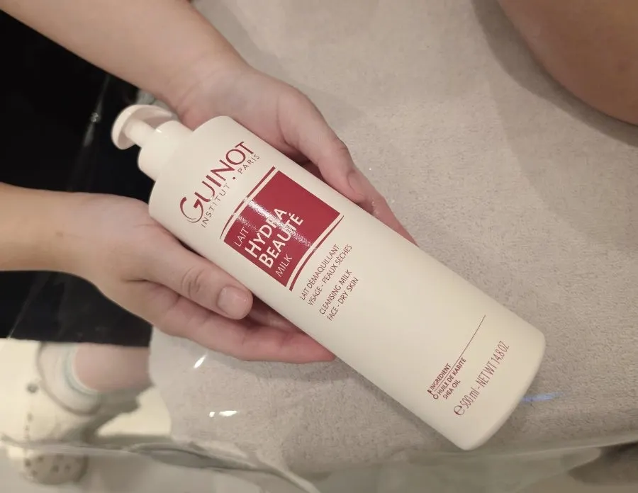 단계별로 사용하는 기노 크림과 세럼