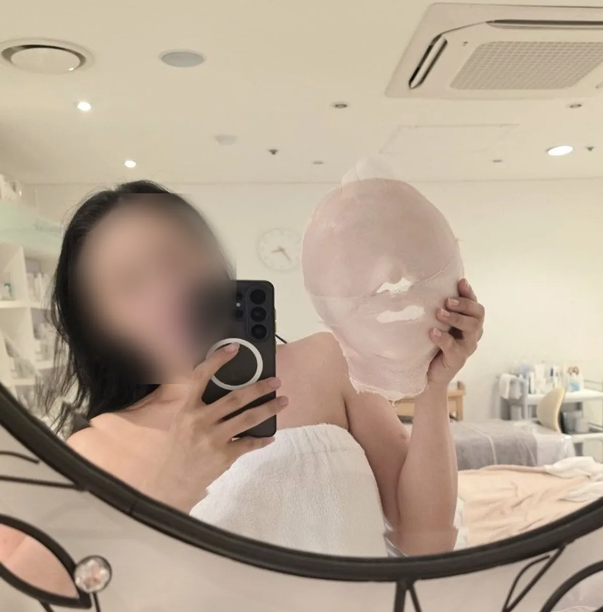 1회 관리 전후 턱선과 팔자주름 비교