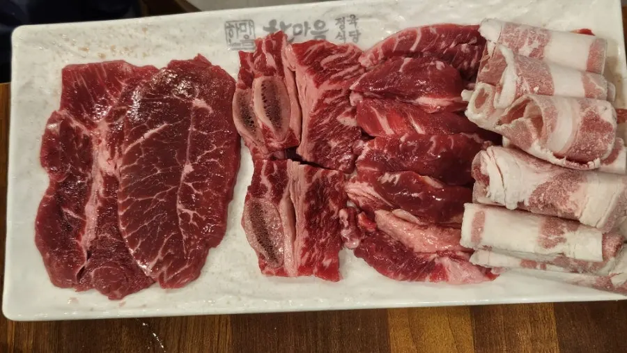 Plate with the aged beef half-plate 600g, 5-cut set