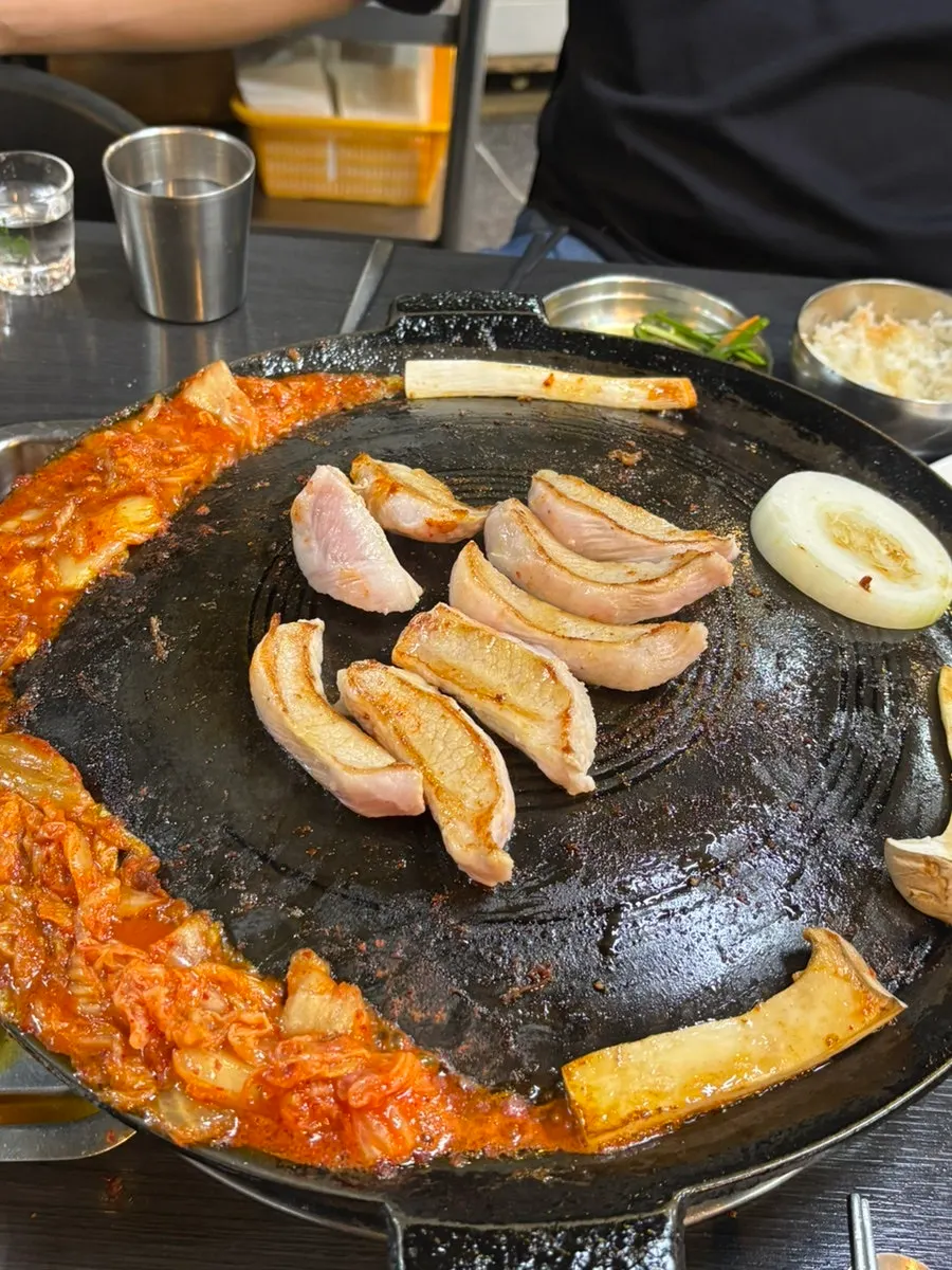 Plate of the extra pork jowl ordered