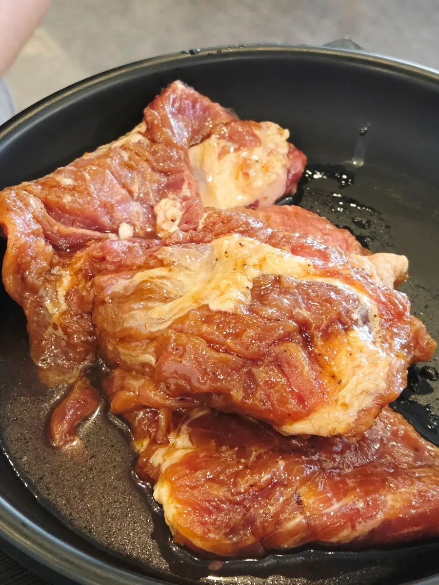 Doenjang stew with beef brisket