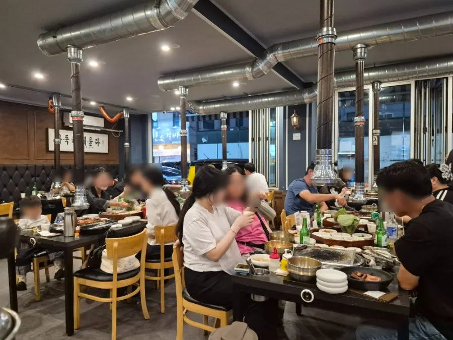Exterior of Manpo Galbi on Beomgol-ro in Uijeongbu