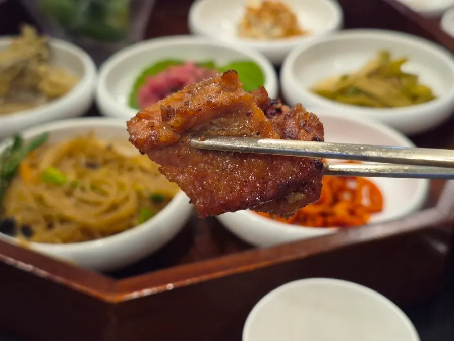 Fully cooked charcoal pork galbi