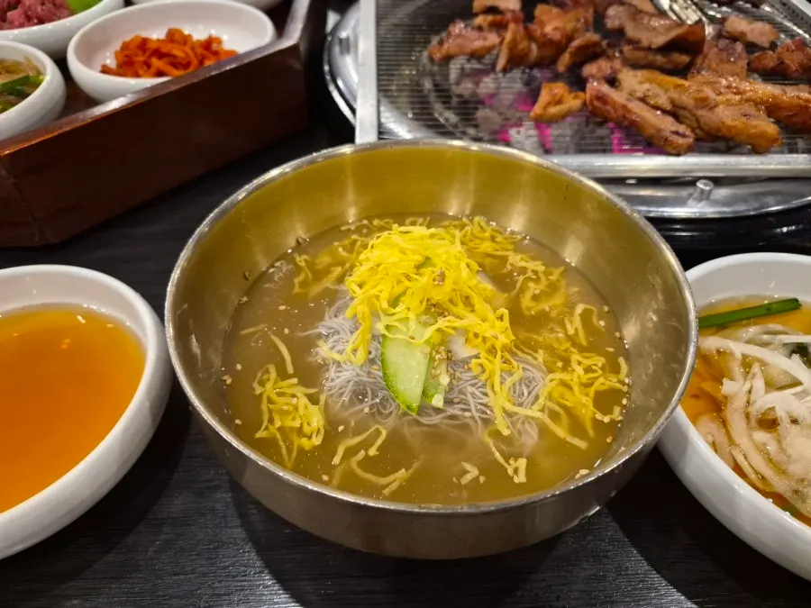 Free handmade mul-naengmyeon served with the meal