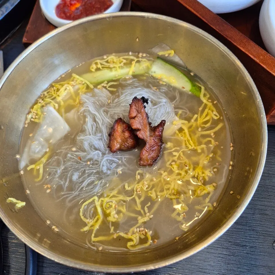 양파절임과 함께 먹는 양념갈비