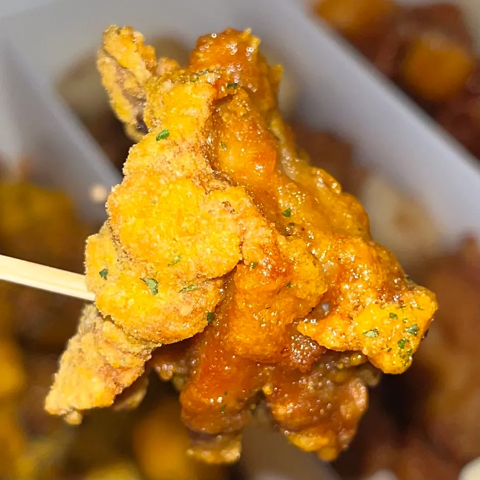 Popberokle dakgangjeong still coated in powder